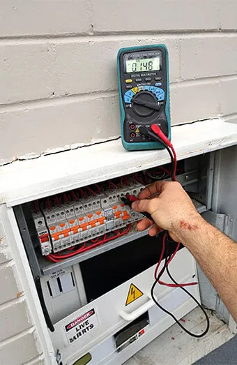 24 hour emergency electrician on call across Brisbane suburbs